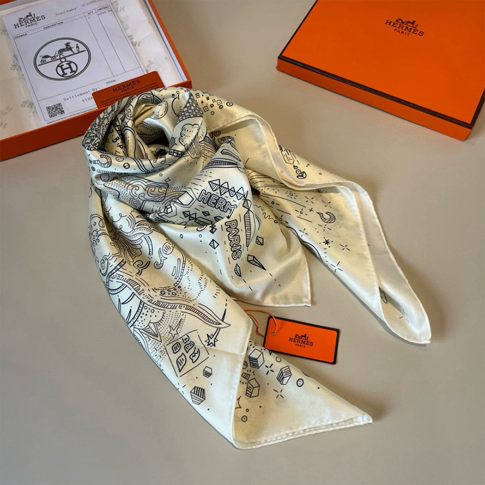 H**me5 Please Hold The Line scarf 90