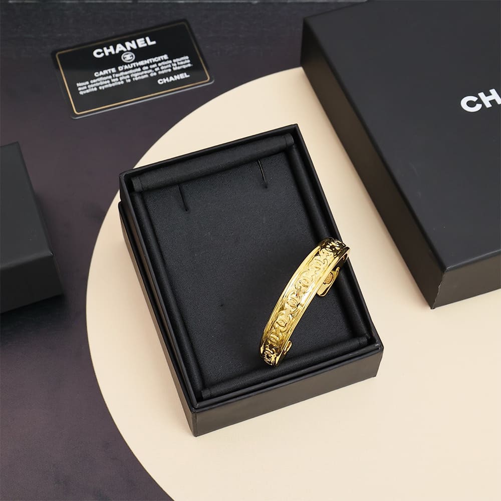 Ch**el Bracelet