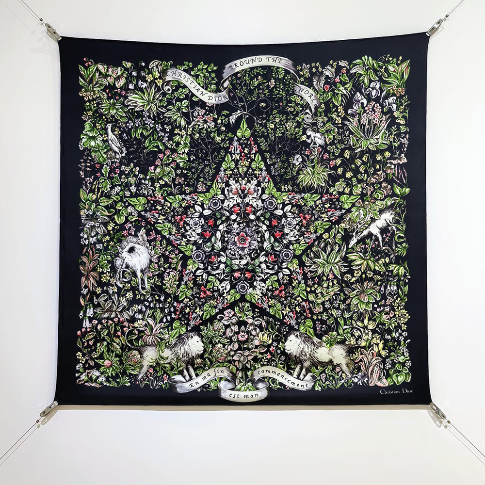 D10r Around the world 90 square scarf