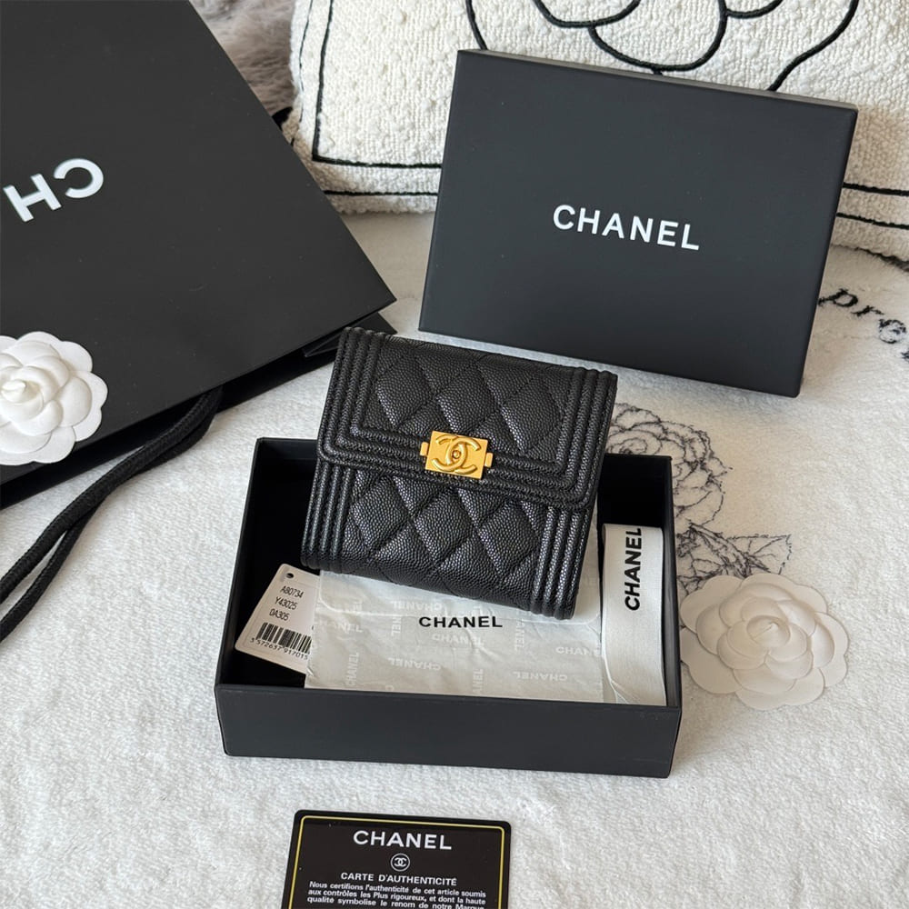 BOY Ch**el Small Flap Wallet(HIGH-END GRADE)