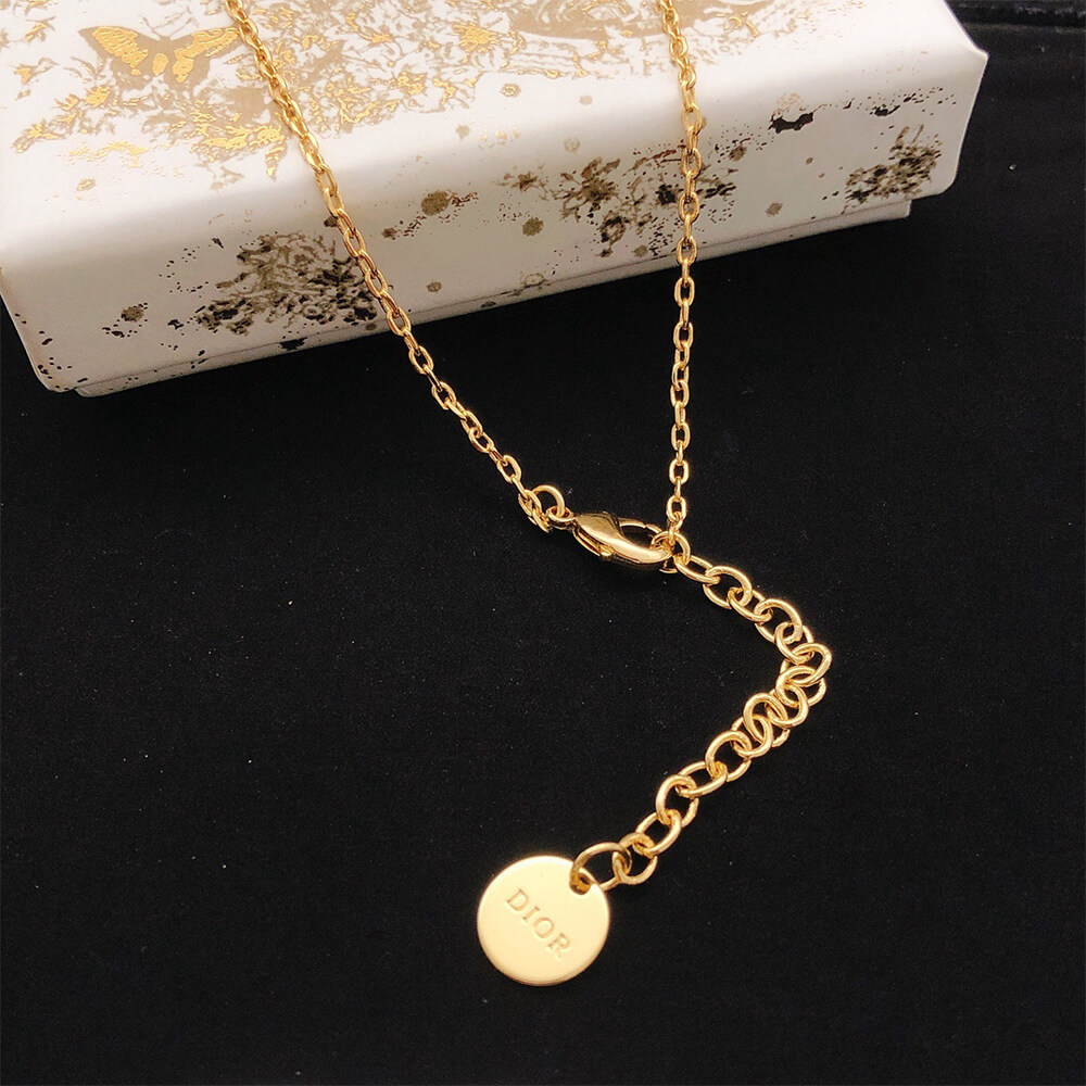D10r necklace