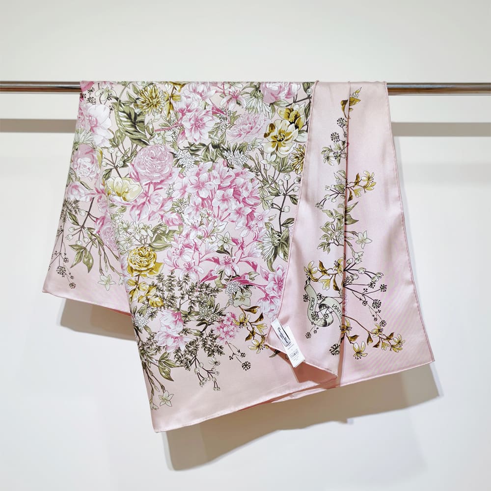 D10r D-Floral scarf 90