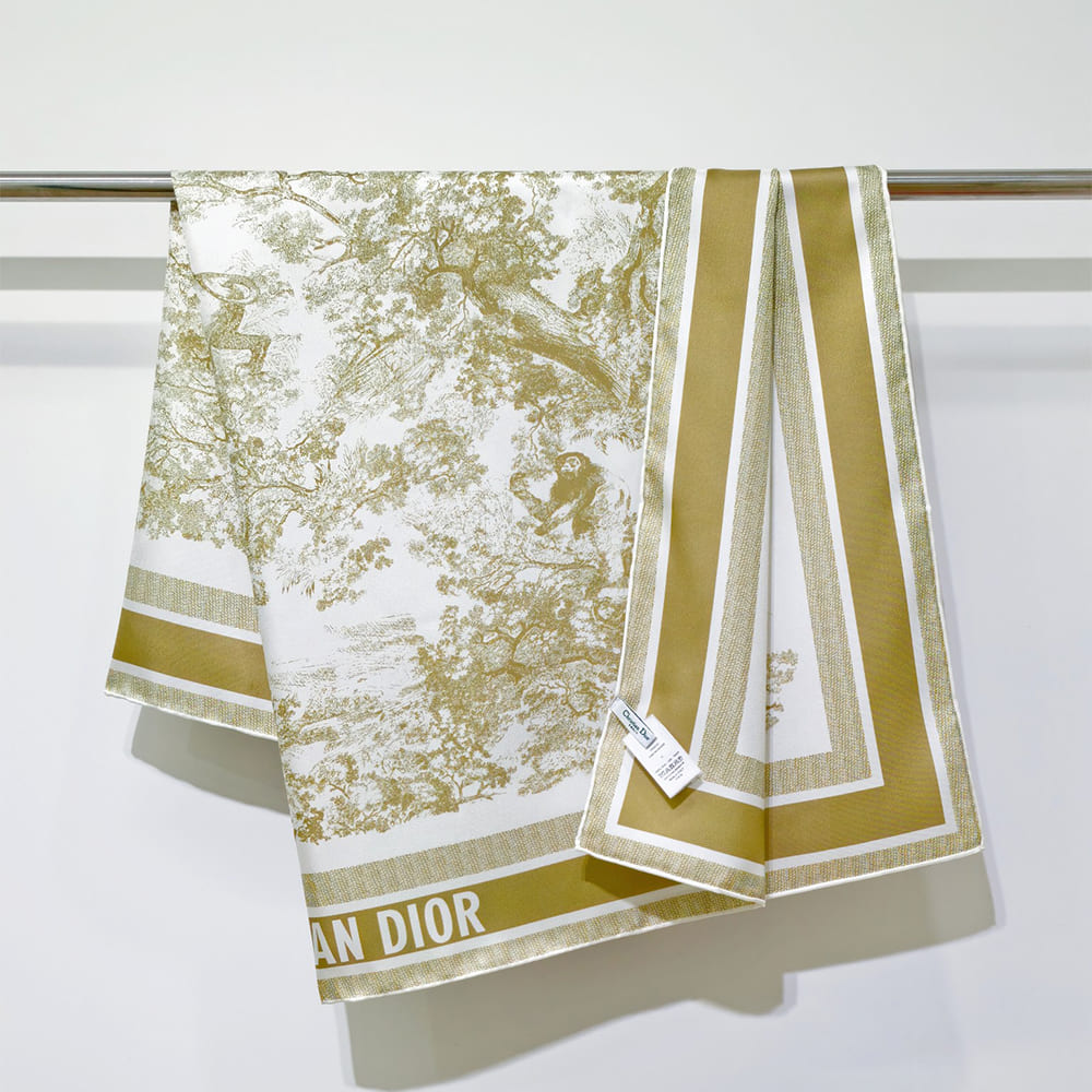 D10r Toile de Jouy Sauvage 90 Square Scarf