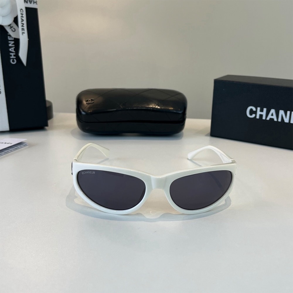 Ch**el Sunglasses
