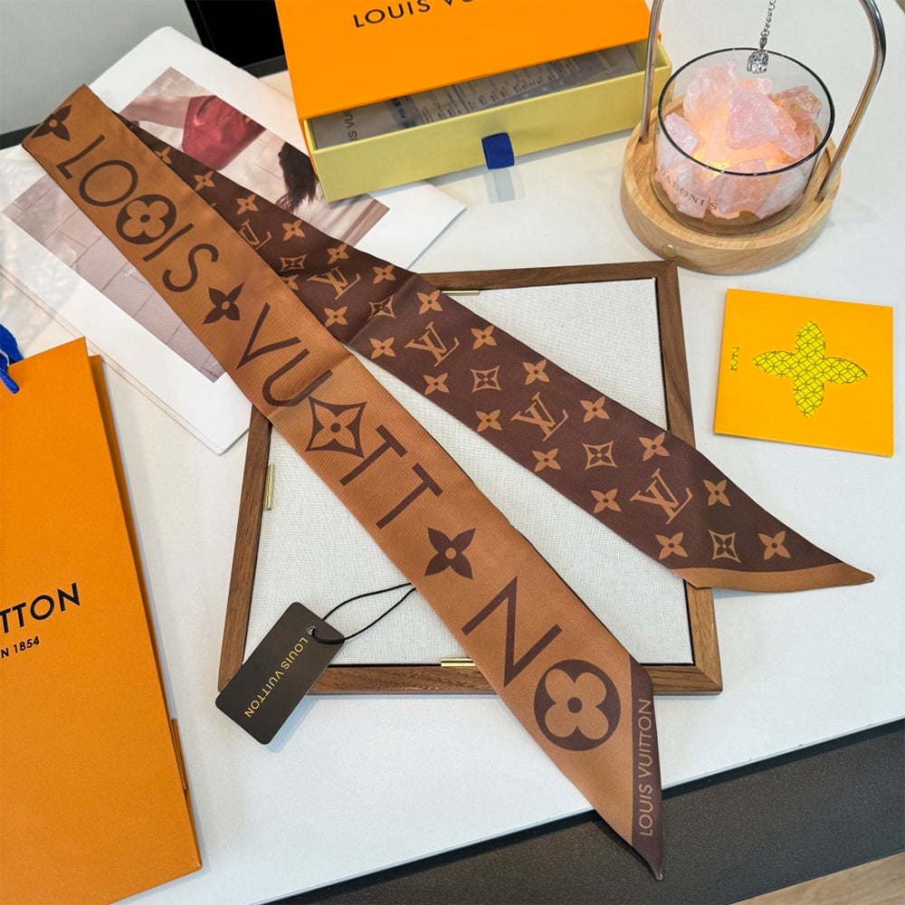 LV SCARVES