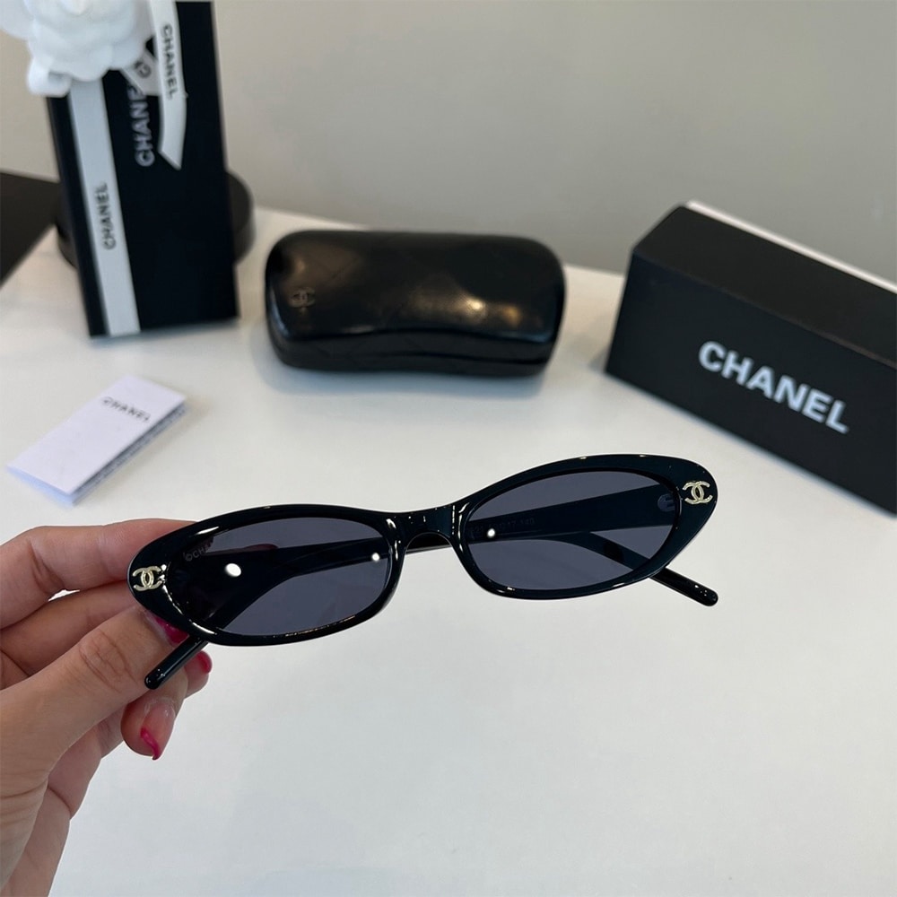 Ch**el Sunglasses