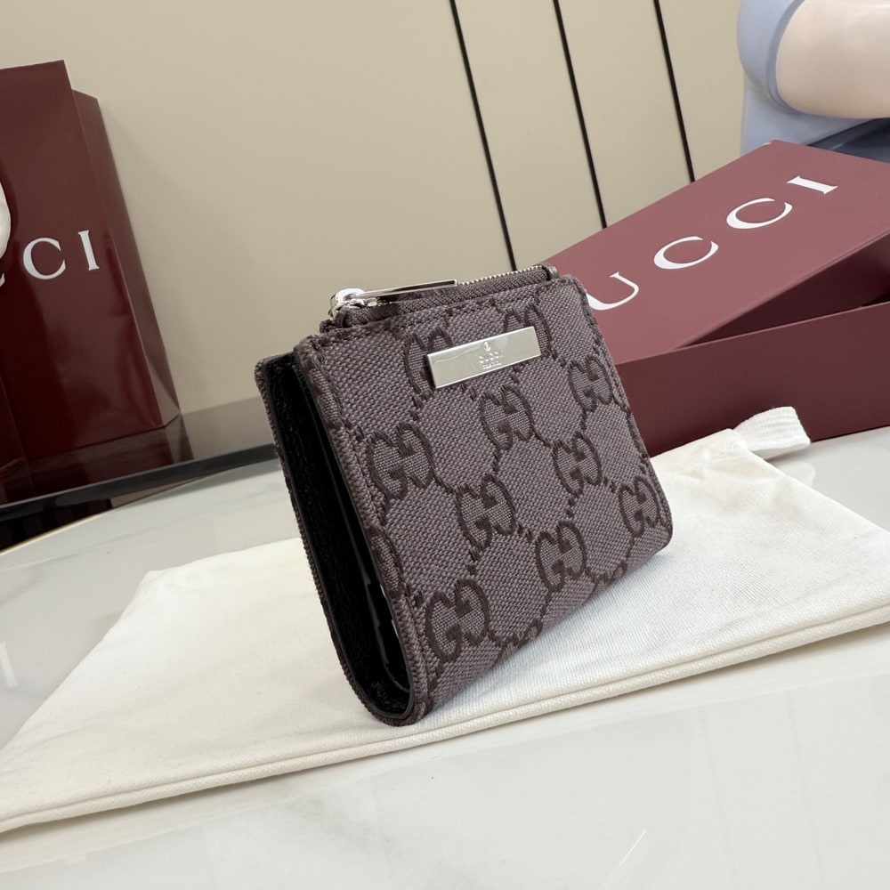 Gvc*1 Small wallet with Gvc*1 plaque(HIGH-END GRADE)