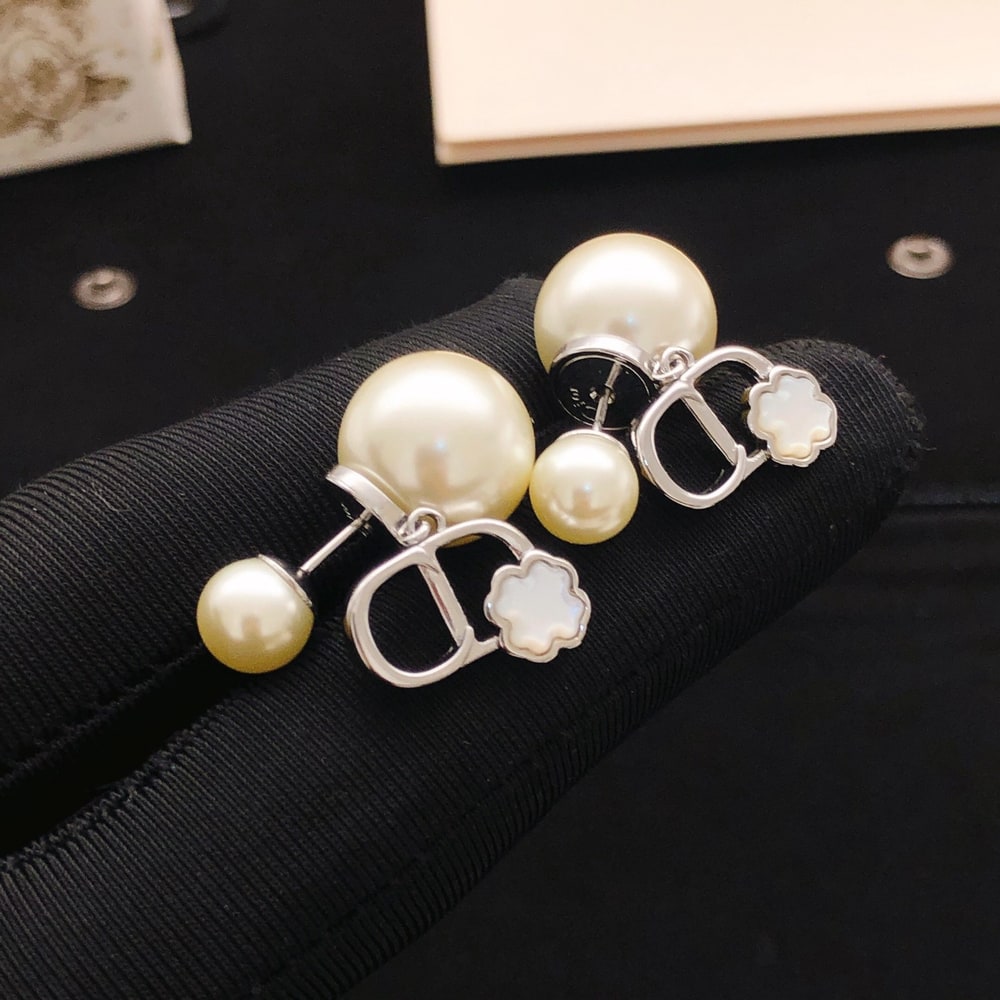 D10r Tribales Earrings