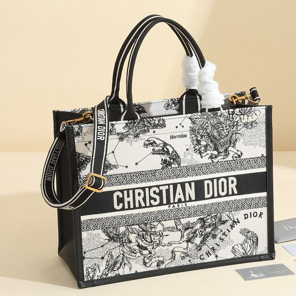 Medium D10r Book Tote