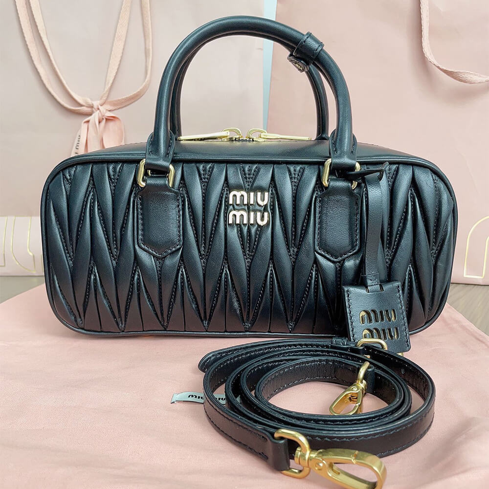 M1um1u Large Arcadie matelasse nappa Bag(HIGH-END GRADE)