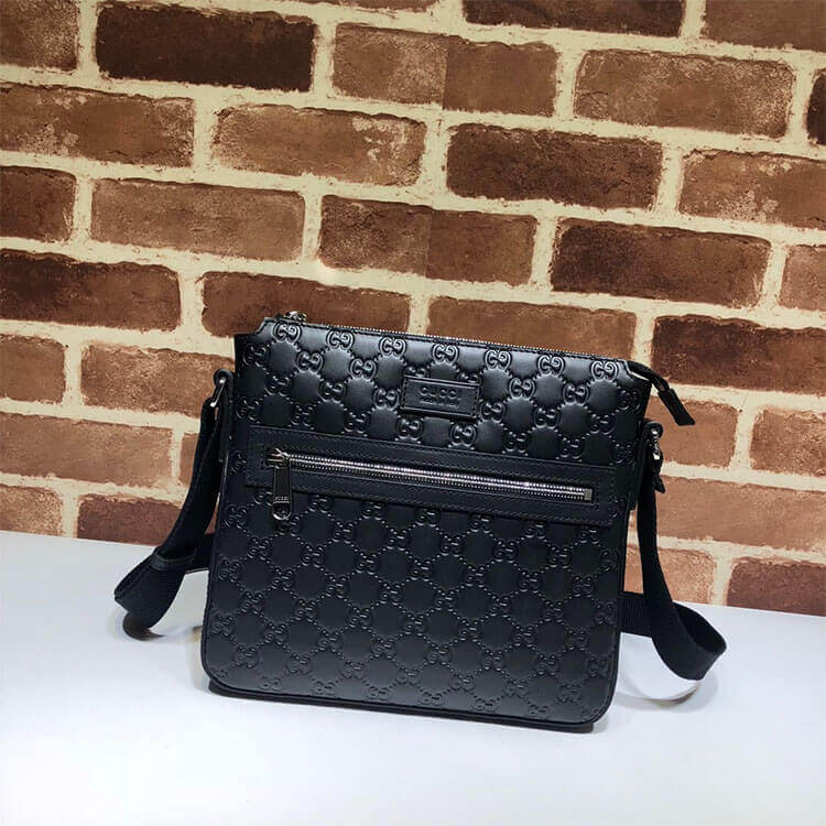 Gvc*1 Signature Messenger