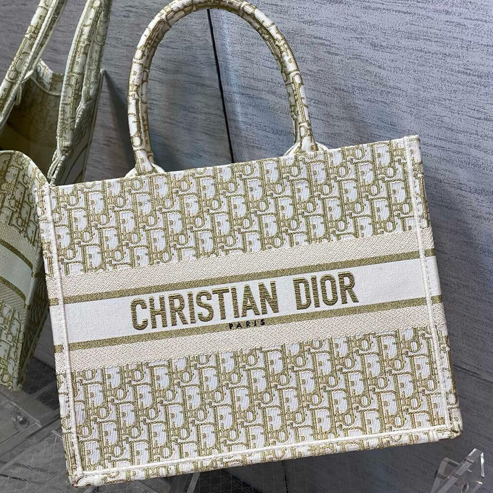 Medium D10r Book Tote