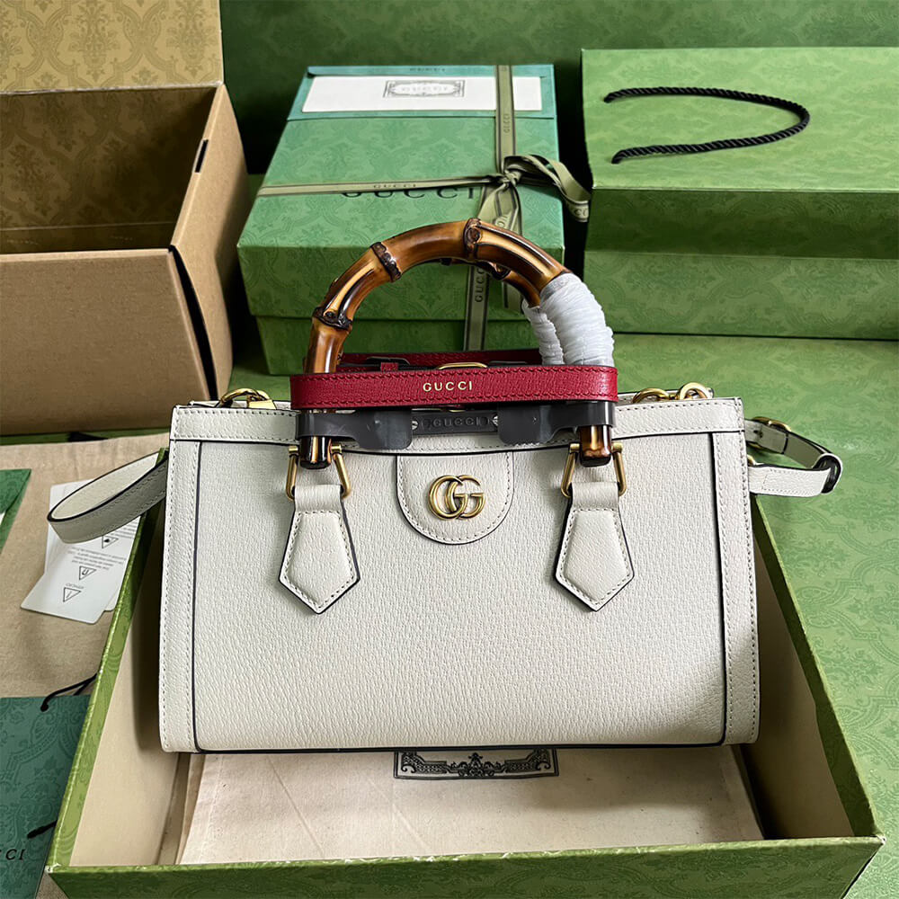 Gvc*1 DIANA SMALL SHOULDER BAG