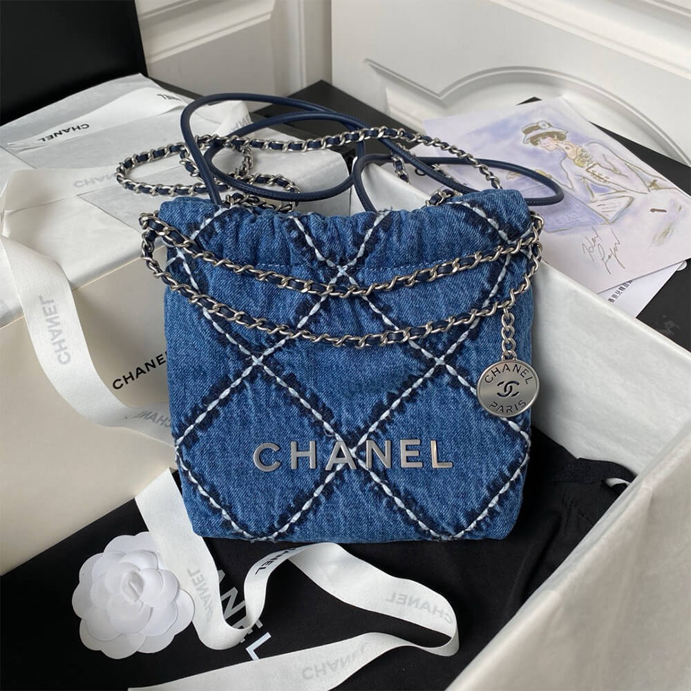 Ch**el 22 MINI HANDBAG