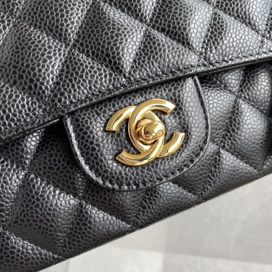Ch**el Classic Flap Handbag