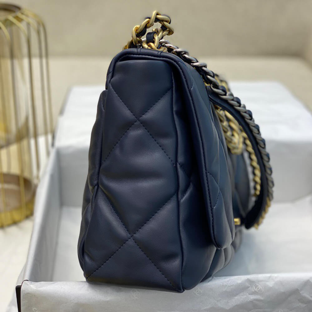 Ch**el 19 Maxi Handbag(HIGH-END GRADE)