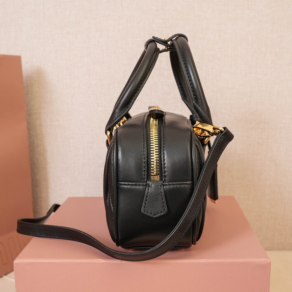 M1um1u Medium Arcadie matelasse nappa Bag(HIGH-END GRADE)