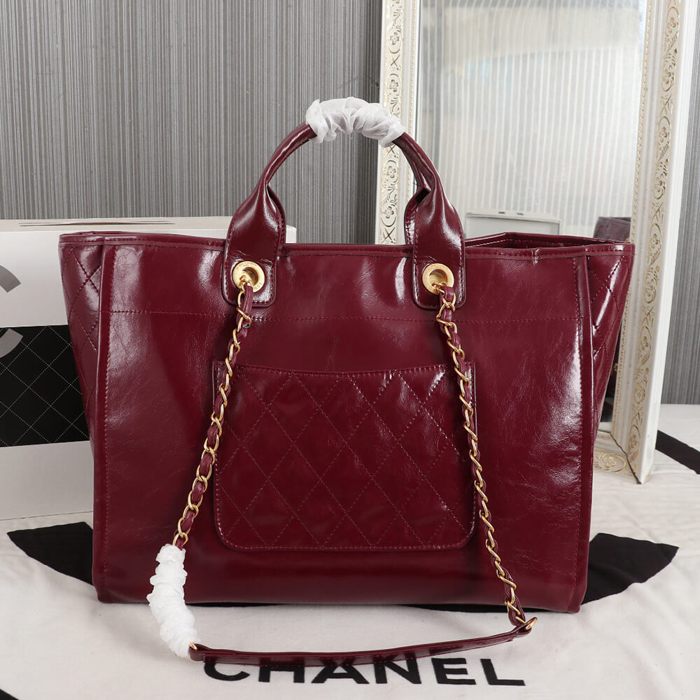 Ch**el LARGE DEAUVILLE TOTE