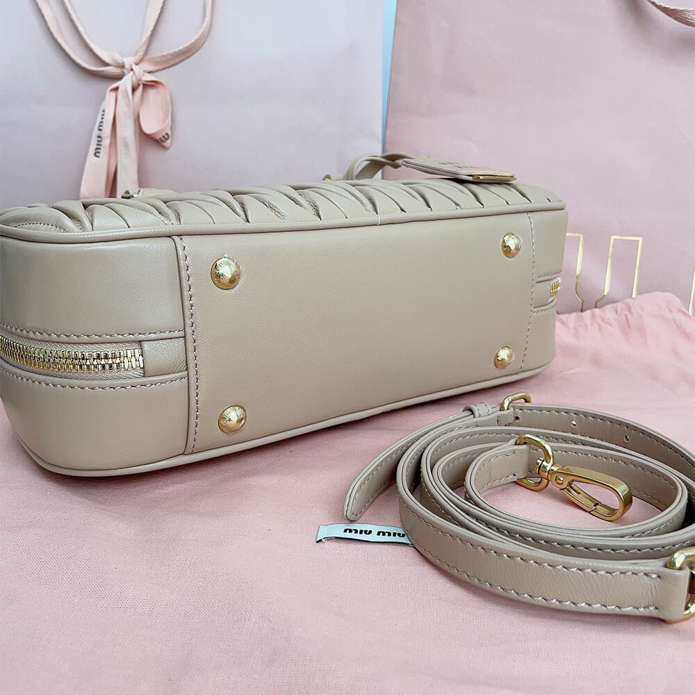 M1um1u Large Arcadie matelasse nappa Bag(HIGH-END GRADE)