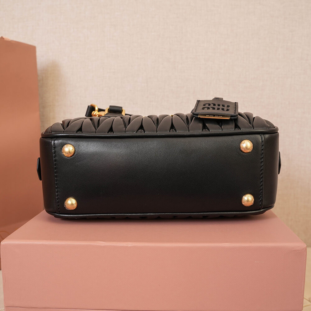 M1um1u Medium Arcadie matelasse nappa Bag(HIGH-END GRADE)