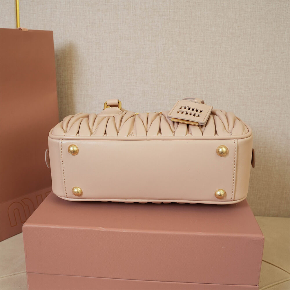 M1um1u Medium Arcadie matelasse nappa Bag(HIGH-END GRADE)