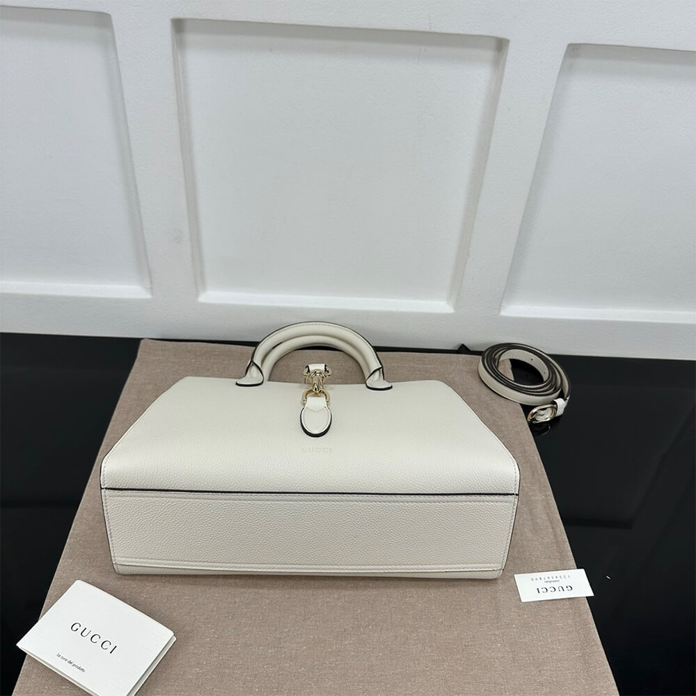 Gvc*1 Medium tote bag with hook closure(HIGH-END GRADE)
