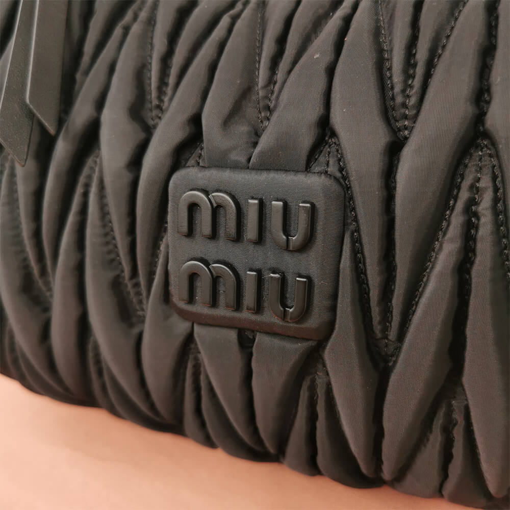 M1v wander matelasse regenerated nylon hobo bag