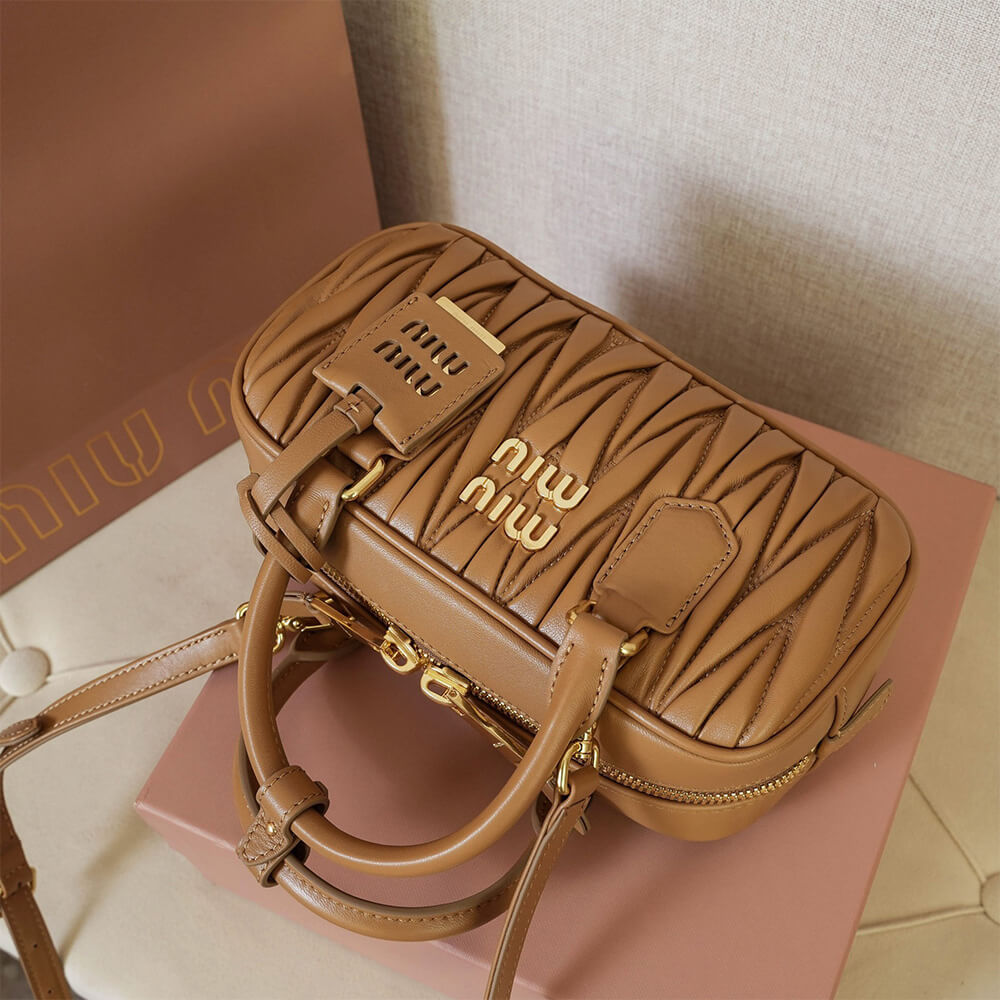 M1um1u Medium Arcadie matelasse nappa Bag(HIGH-END GRADE)