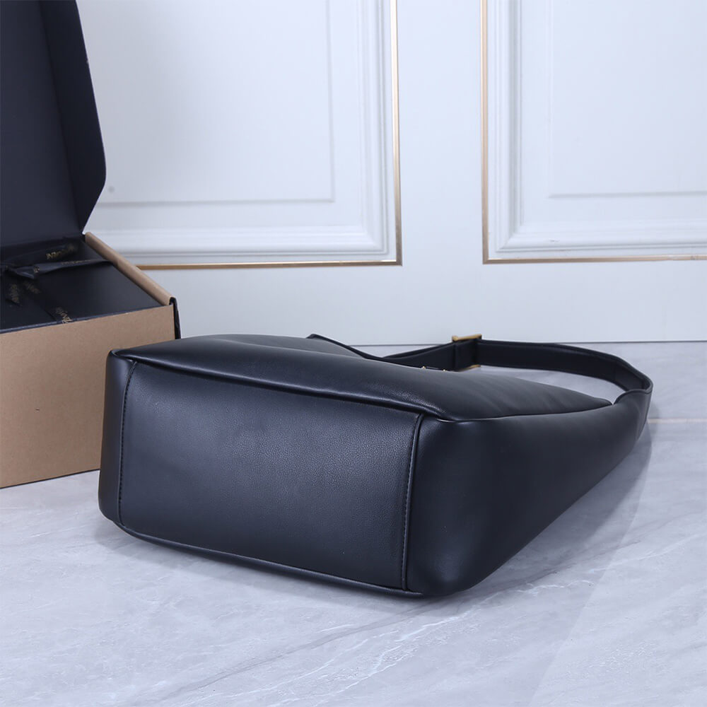 Y51 LARGE LE 5 A 7 S*pPLE IN SMOOTH LEATHER