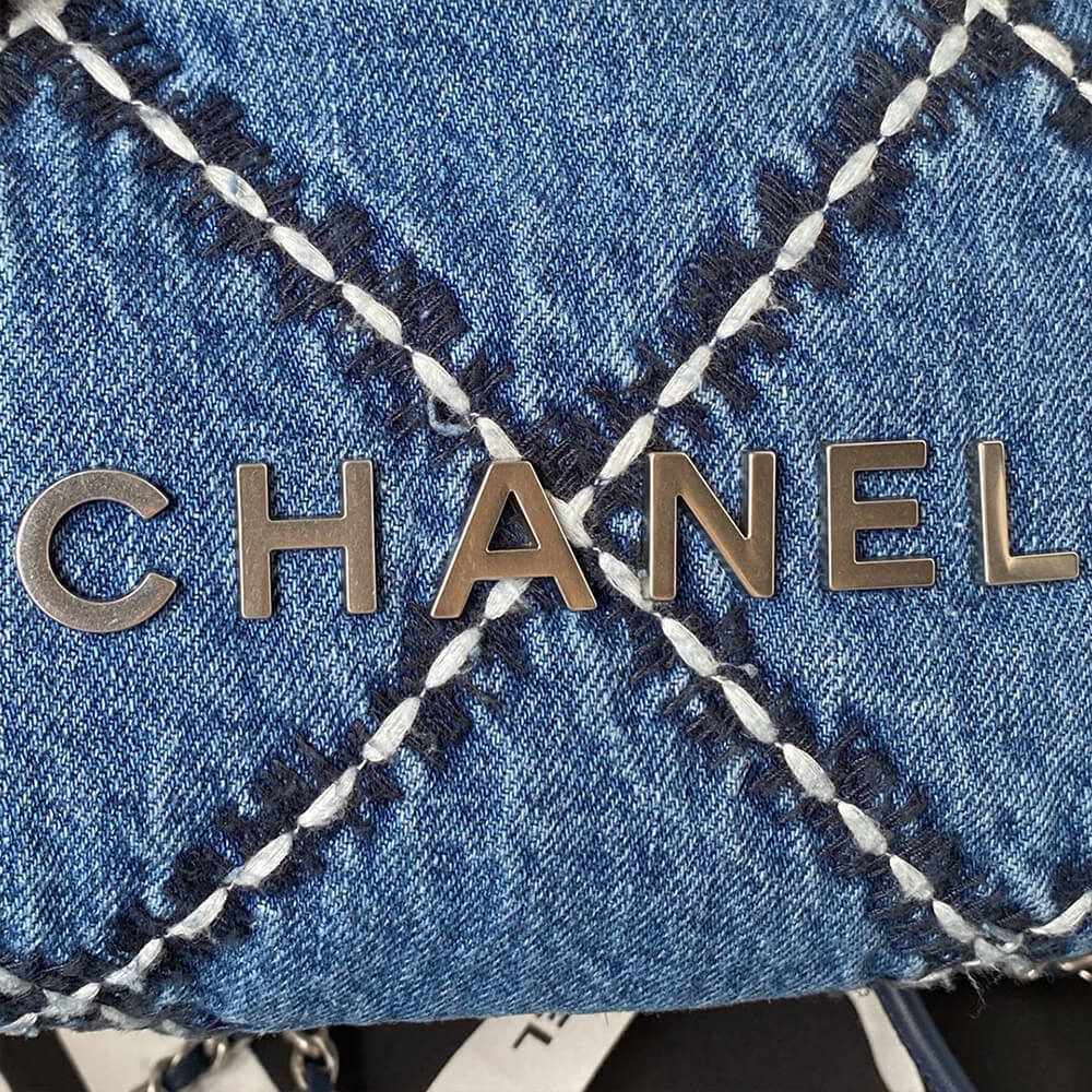 Ch**el 22 MINI HANDBAG