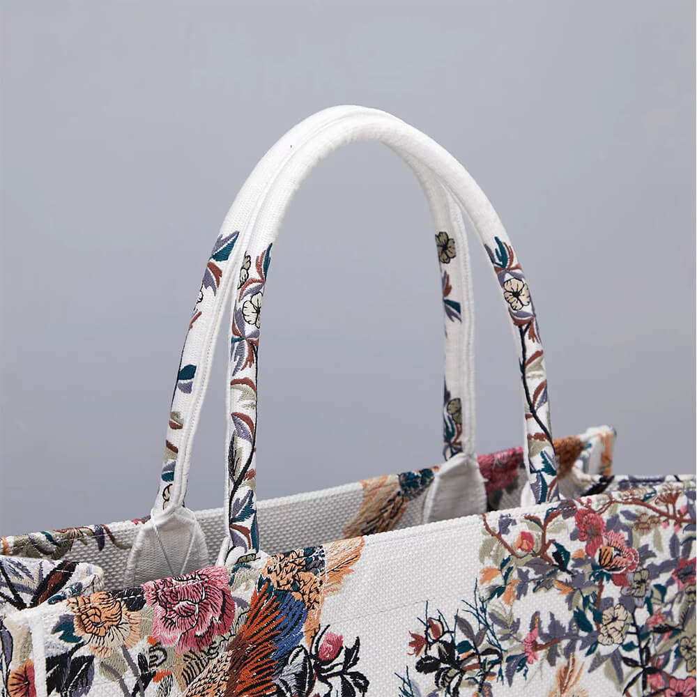 D10r LARGE D10r BOOK TOTE