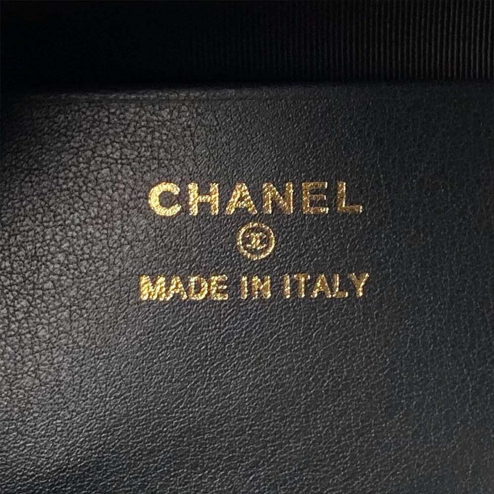 Ch**el Clutch with Chain