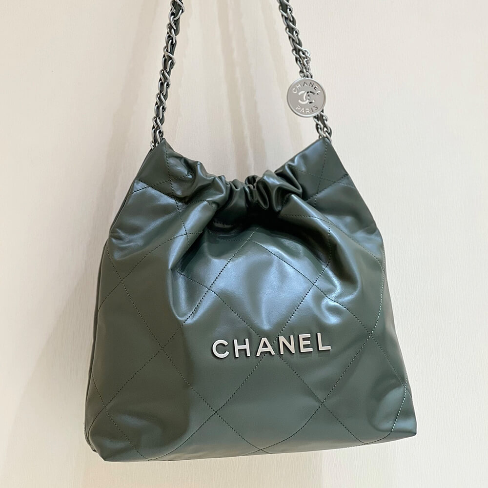 Ch**el 22 HANDBAG(Tax-Free Grade)