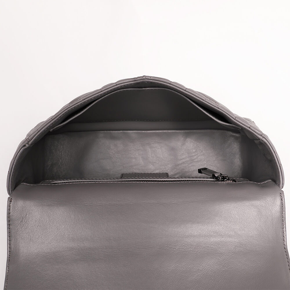 Large D10r Caro Bag