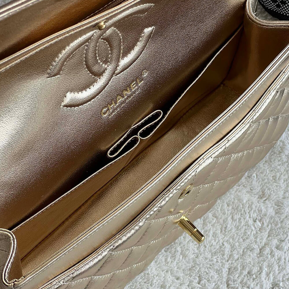 Ch**el Medium Classic Flap