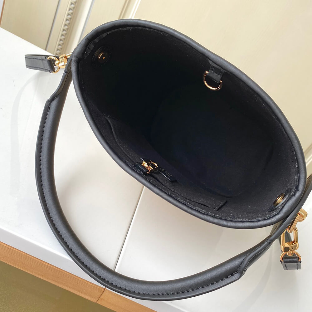 LV Petit Bucket
