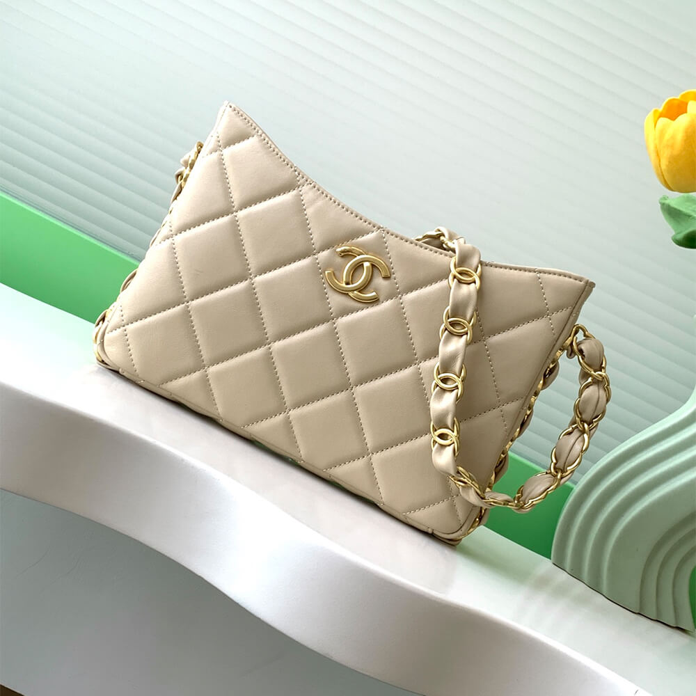 Ch**el Hippie Bag