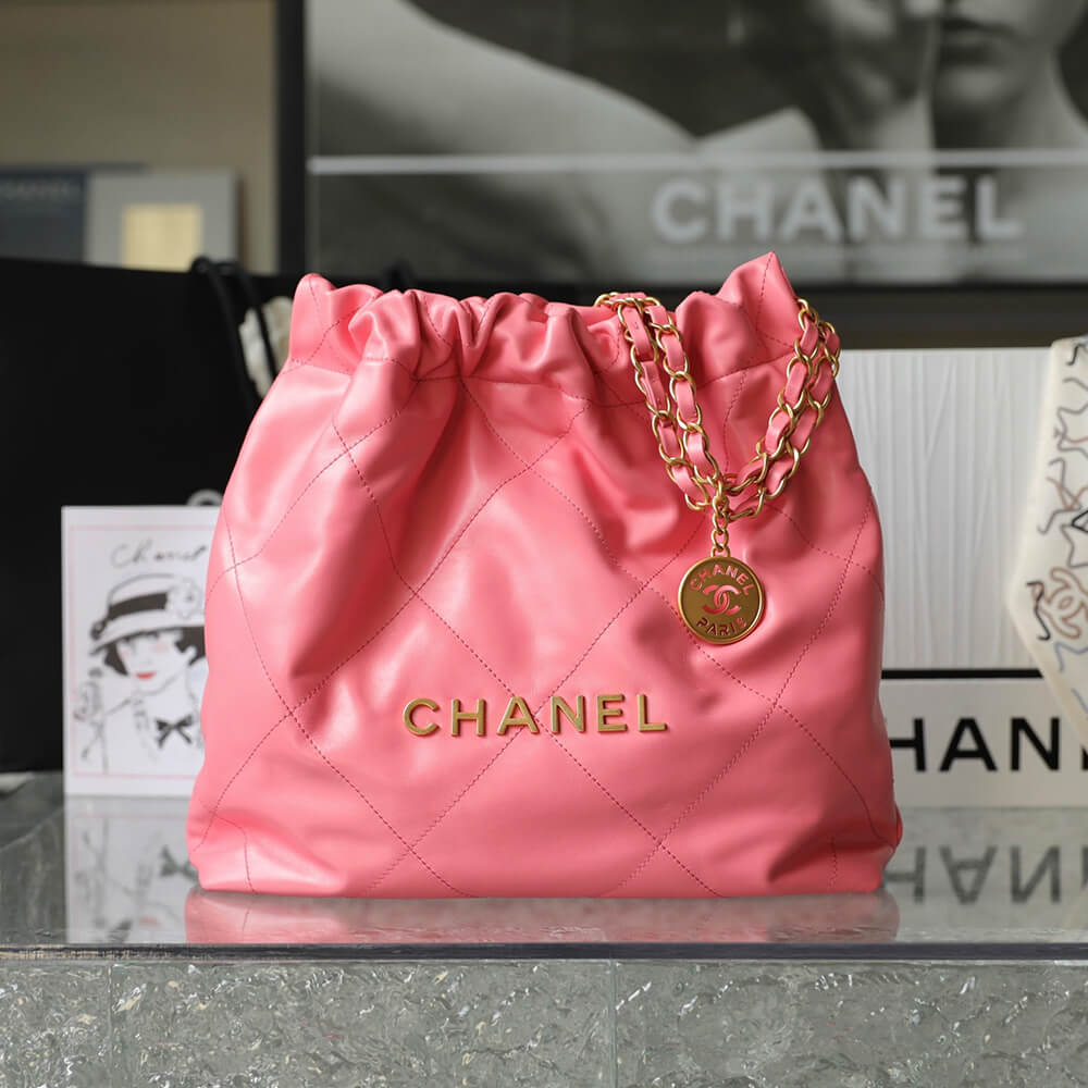 Ch**el 22 SMALL HANDBAG(high-end grade)