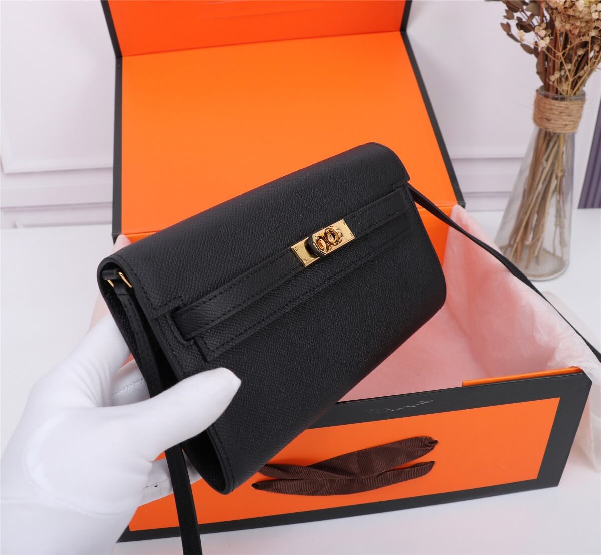 H**me5 Kelly Classique To Go wallet