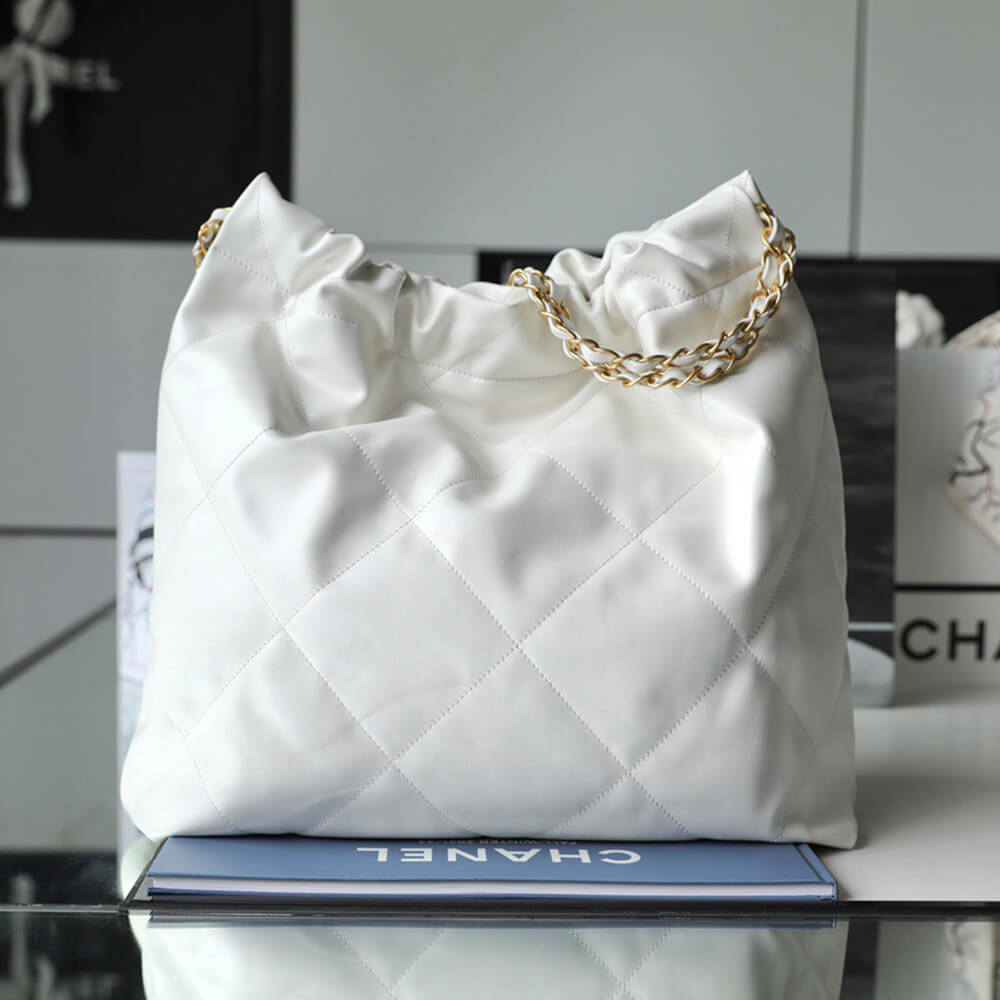 Ch**el 22 HANDBAG(high-end grade)
