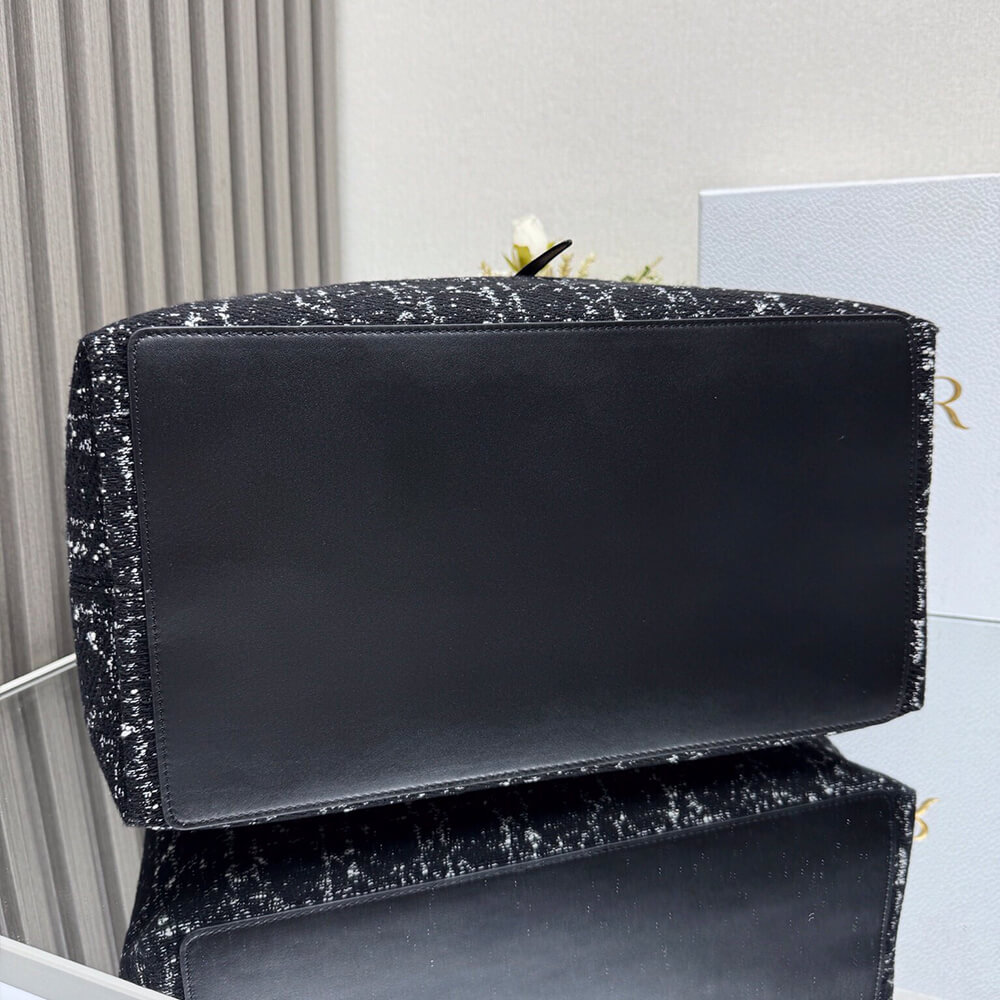 Large D10r Toujours Bag