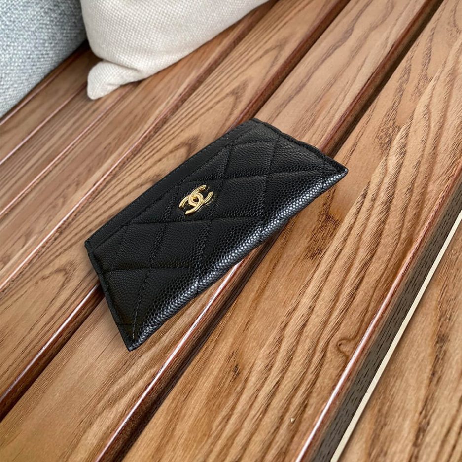 Ch**el Classic Card Holder