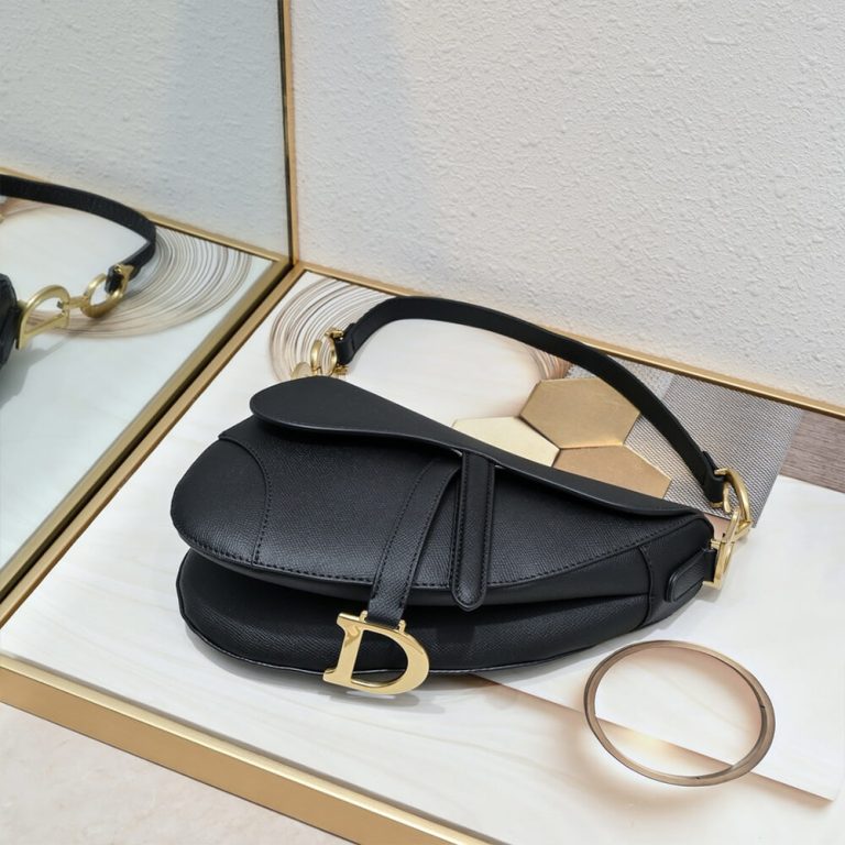 D10r Saddle Bag with Strap