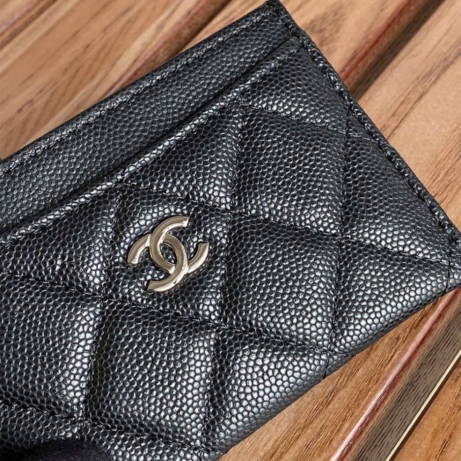 Ch**el Classic Card Holder