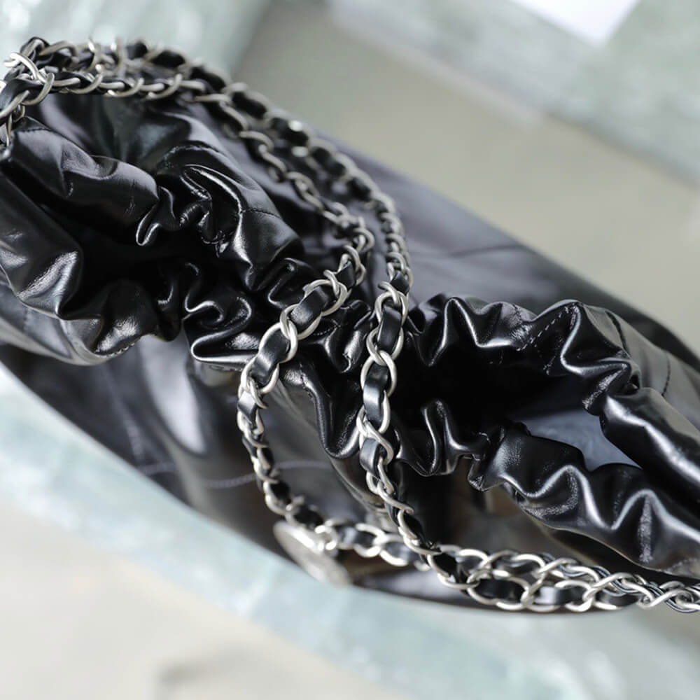 Ch**el 22 HANDBAG(high-end grade)