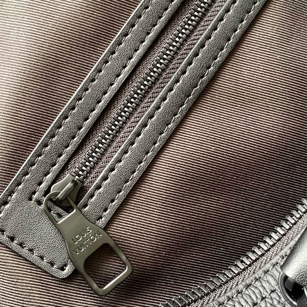 LV Keepall Bandoulière 50