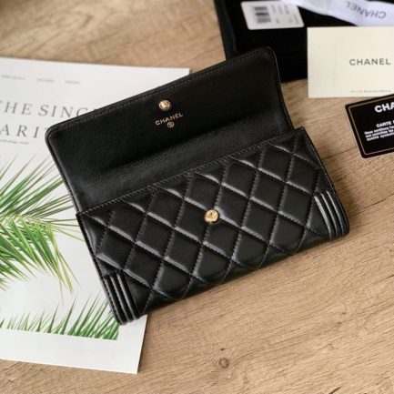 Ch**el classic long wallet