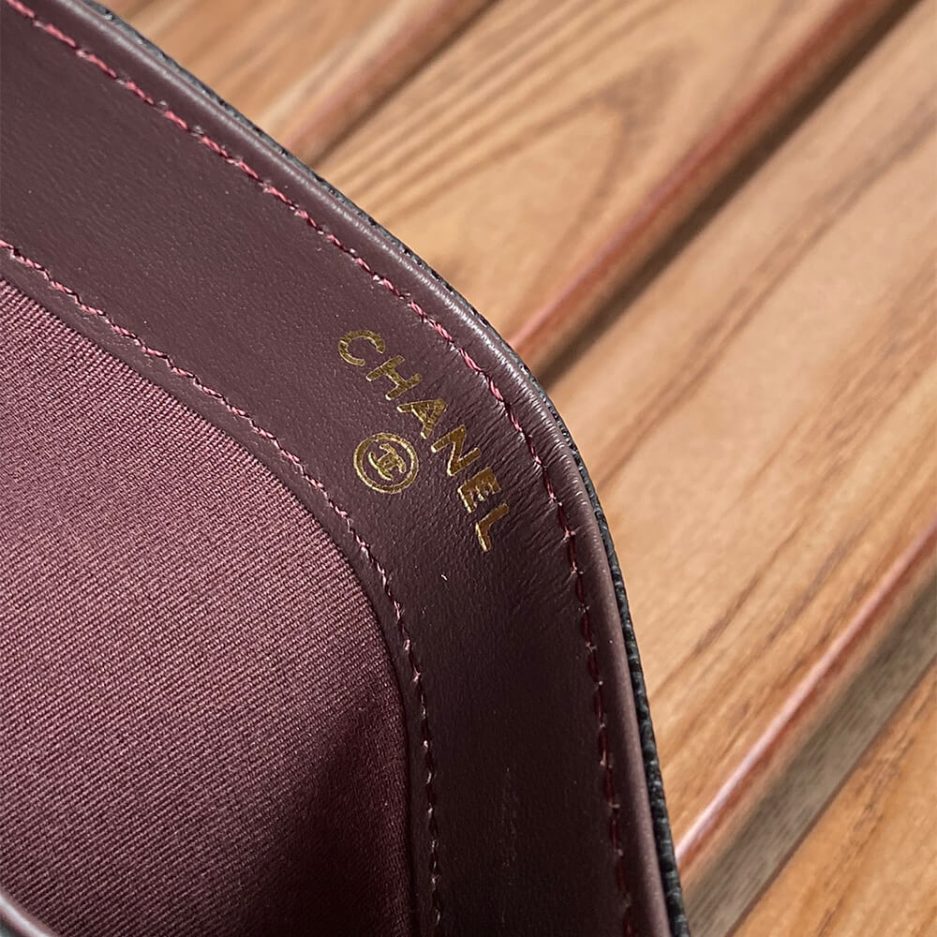 Ch**el Classic Card Holder