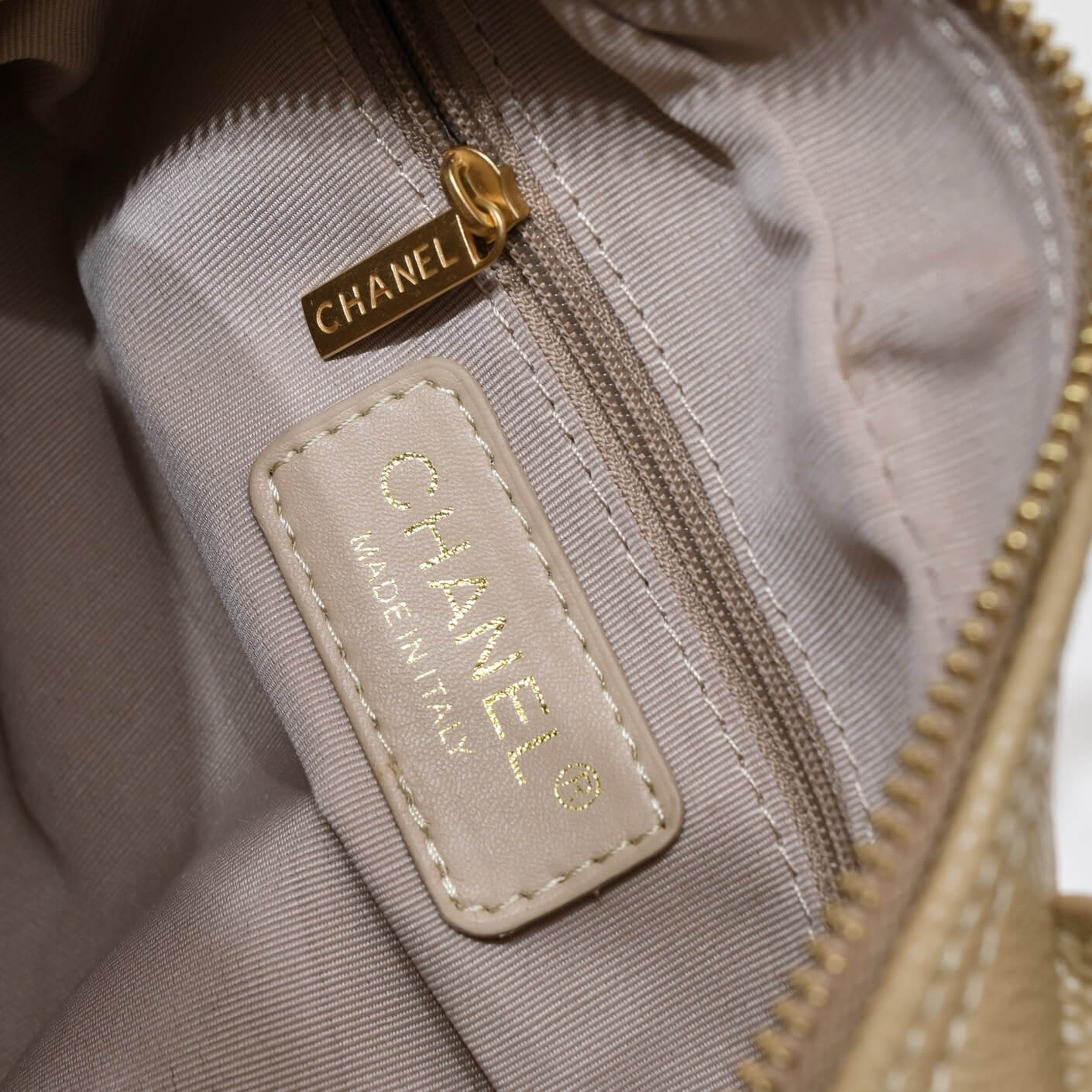 Ch**el Medium Vintage Boston Bag