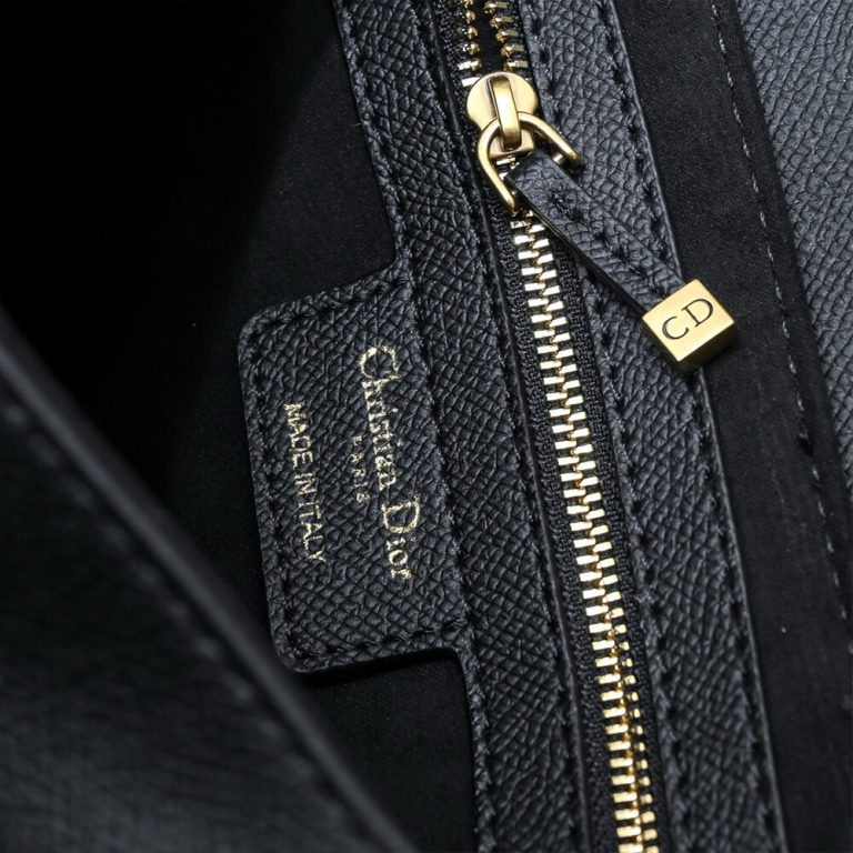 D10r Saddle Bag with Strap